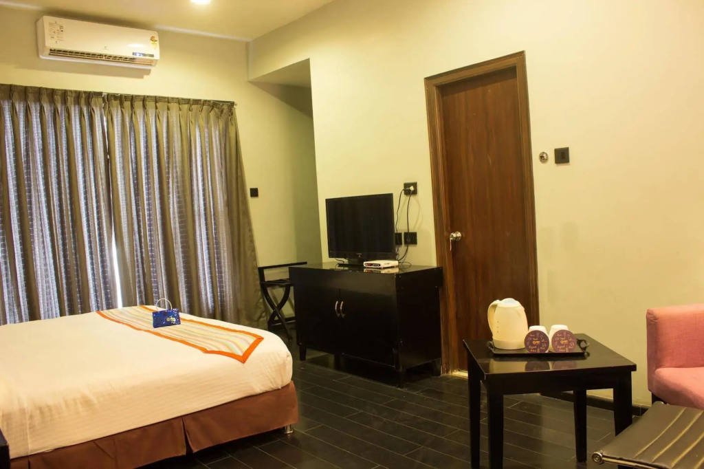 The Travotel Suites Nagpur - фото 15