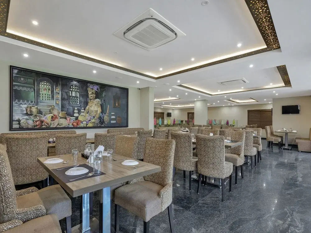 Food & Beverage