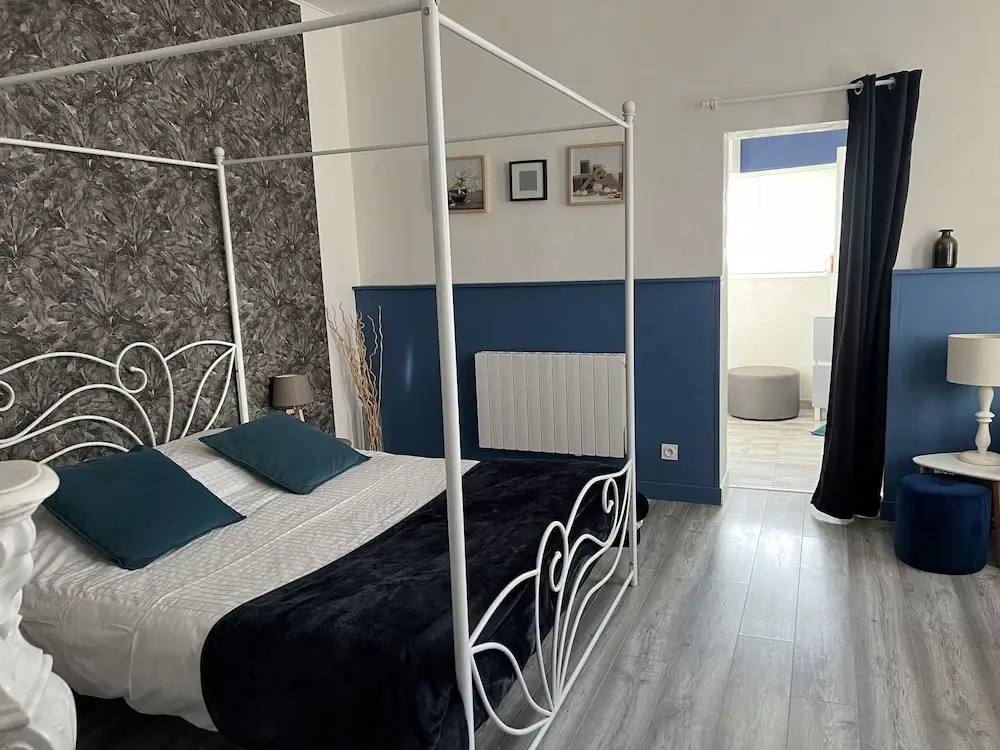 Afficher la photo 6 — Chambres des Coteaux