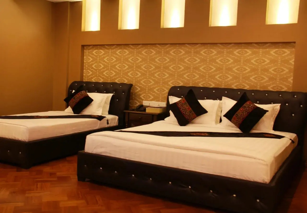 Lobby & Reception