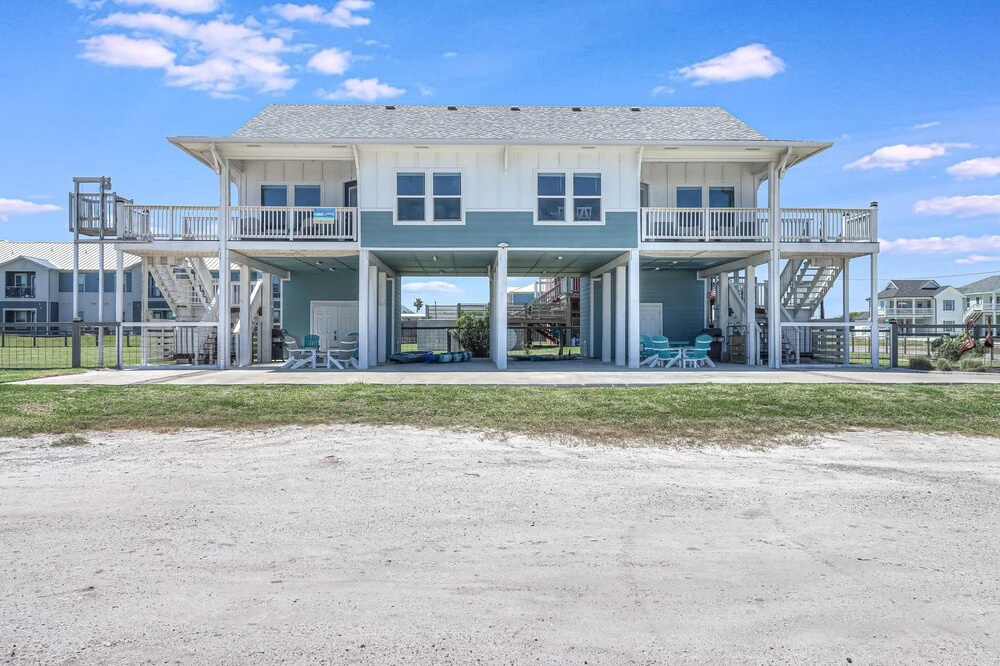 Shell By The Sea 913rpb 2 Bedroom Home by RedAwning