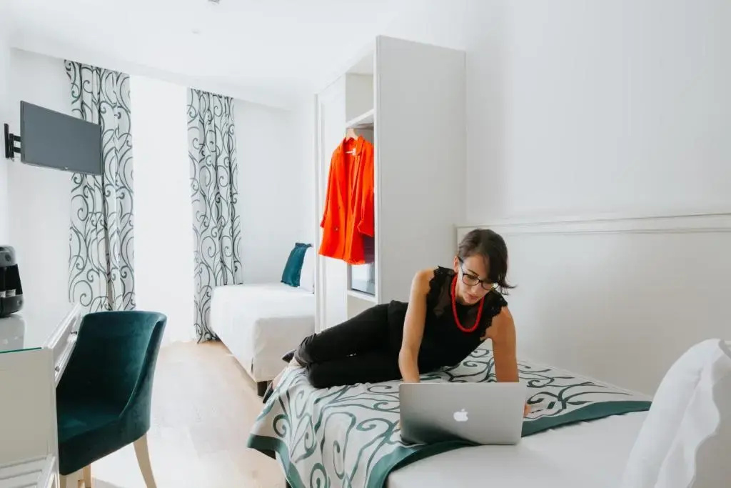 Double room (twin beds)