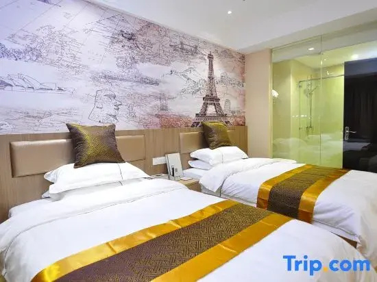 Deluxe Double room (full double bed)