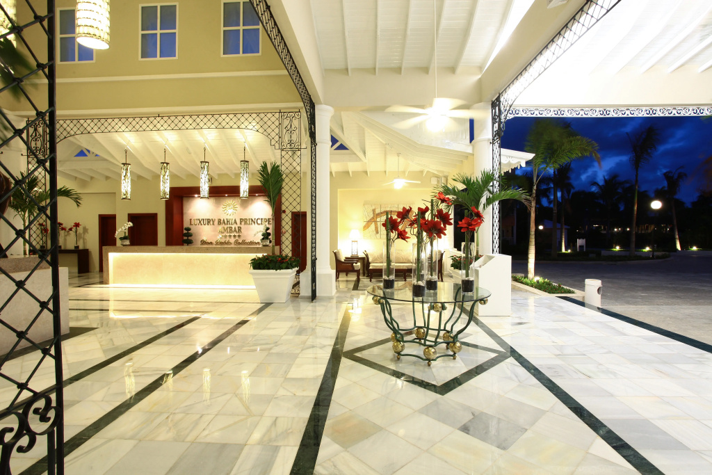 Lobby & Reception