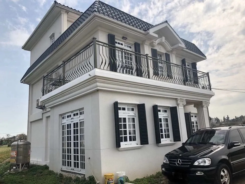 Sea & Wind Rose Villa
