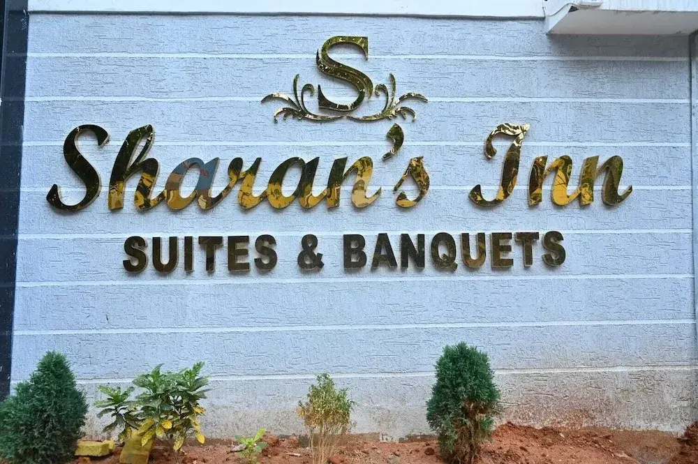 Sharan'S Inn Sutes & Banquets