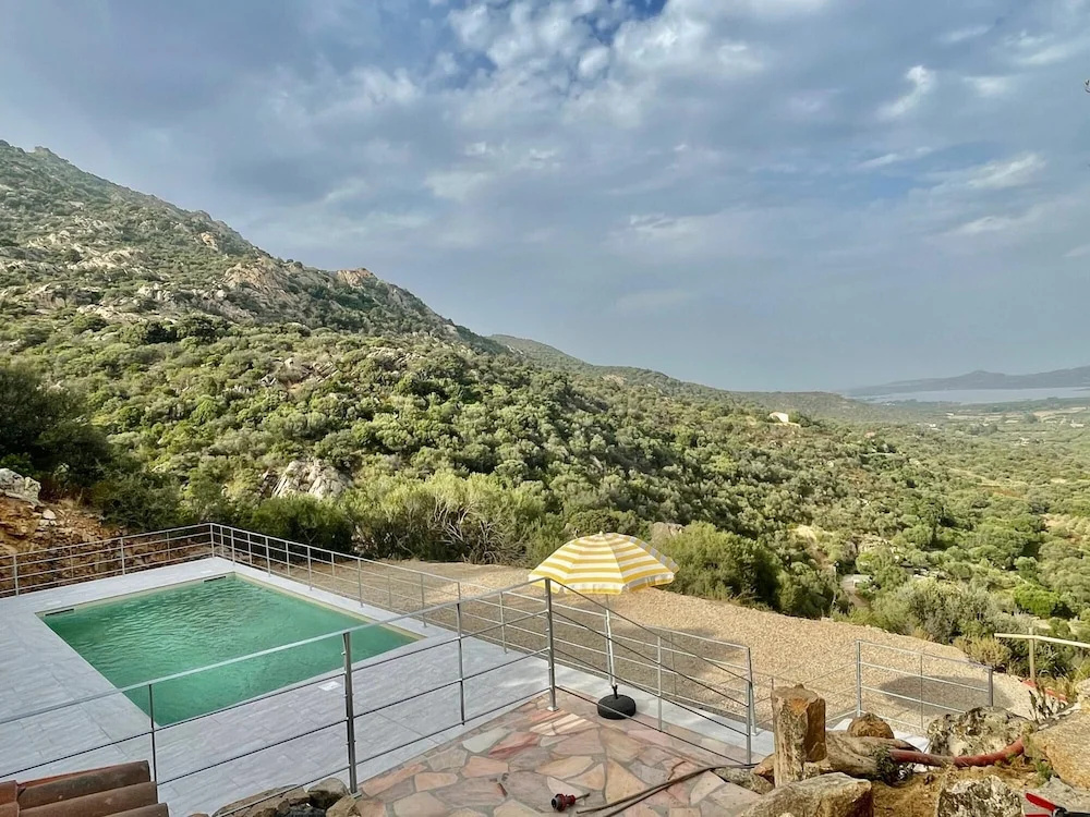 Villa Fiori con Piscina by Wonderful Italy