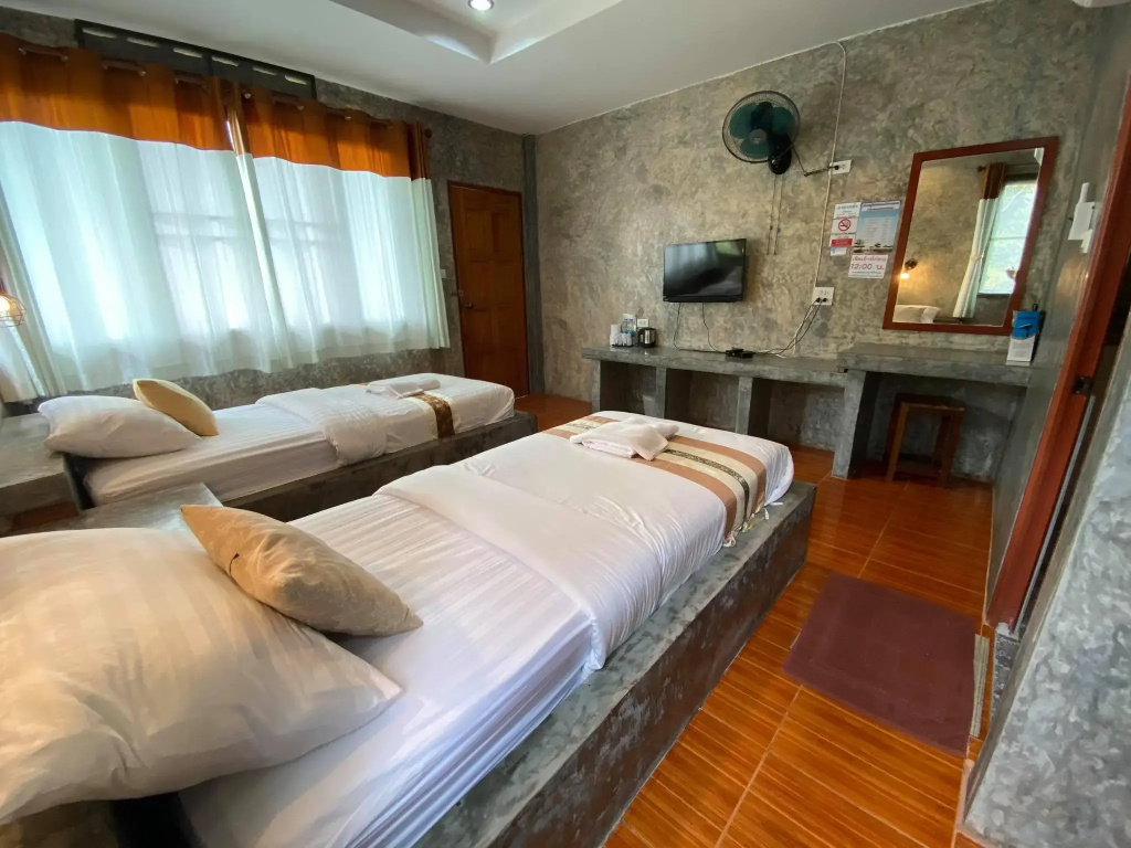 Standard Double room (twin beds)