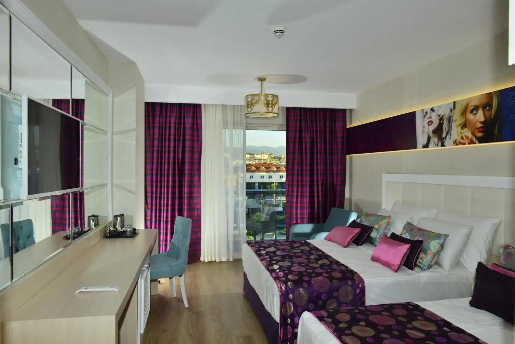 Azura Deluxe Resort & Spa - Général