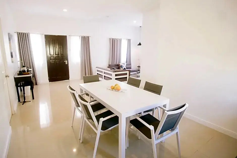Single Cottage