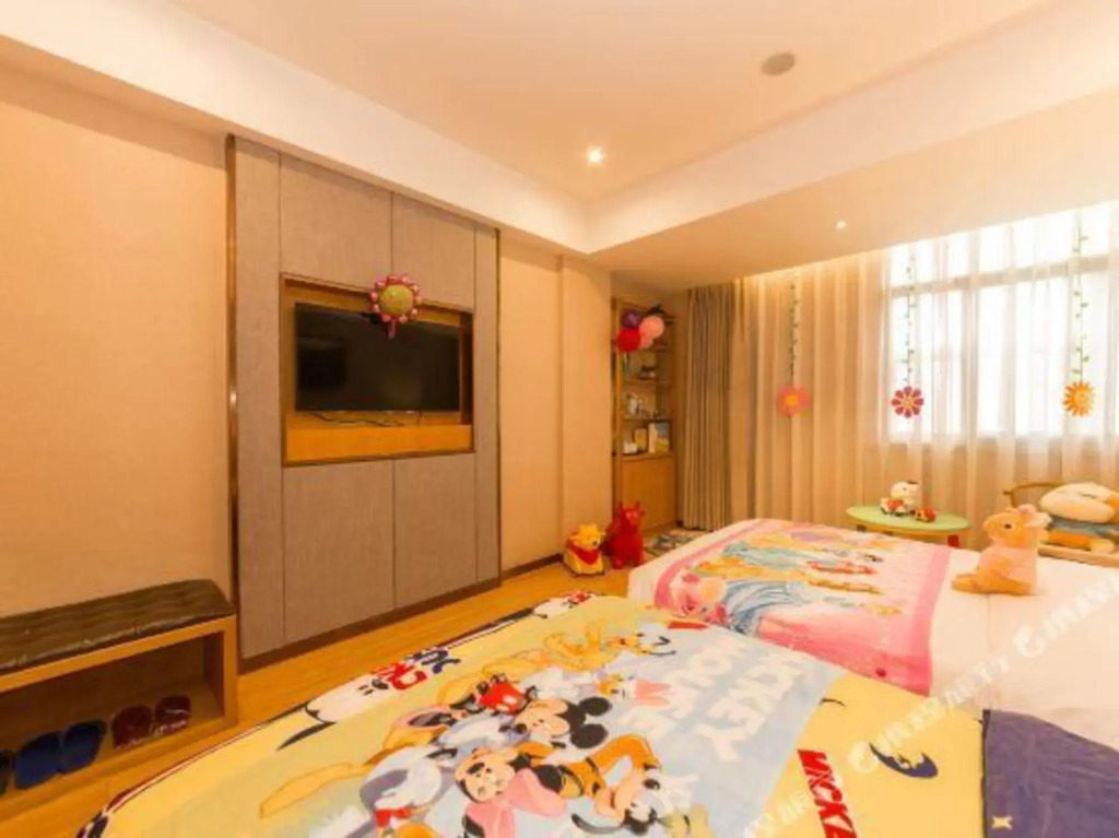 Soaring Dragon Hotel — фото 4