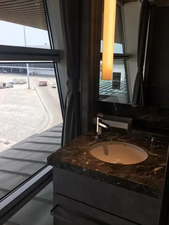 Plaza Premium Lounge (Wellness Spa-KLIA) – Private Suite - фото 4