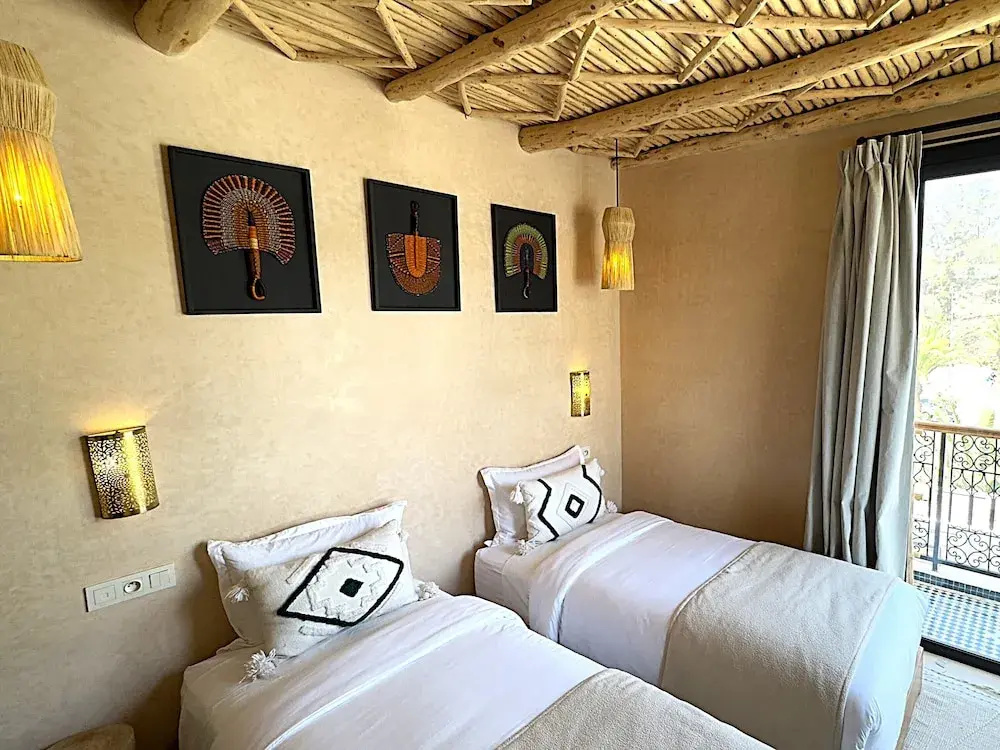 Comfort Double room with balcony and with city view (twin beds)
