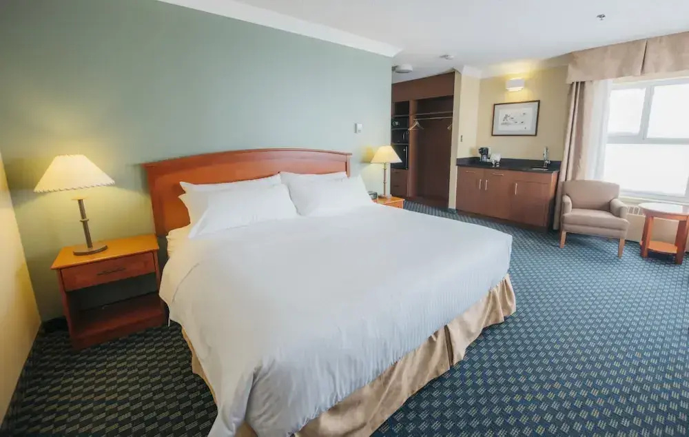 Executive Double room (full double bed)