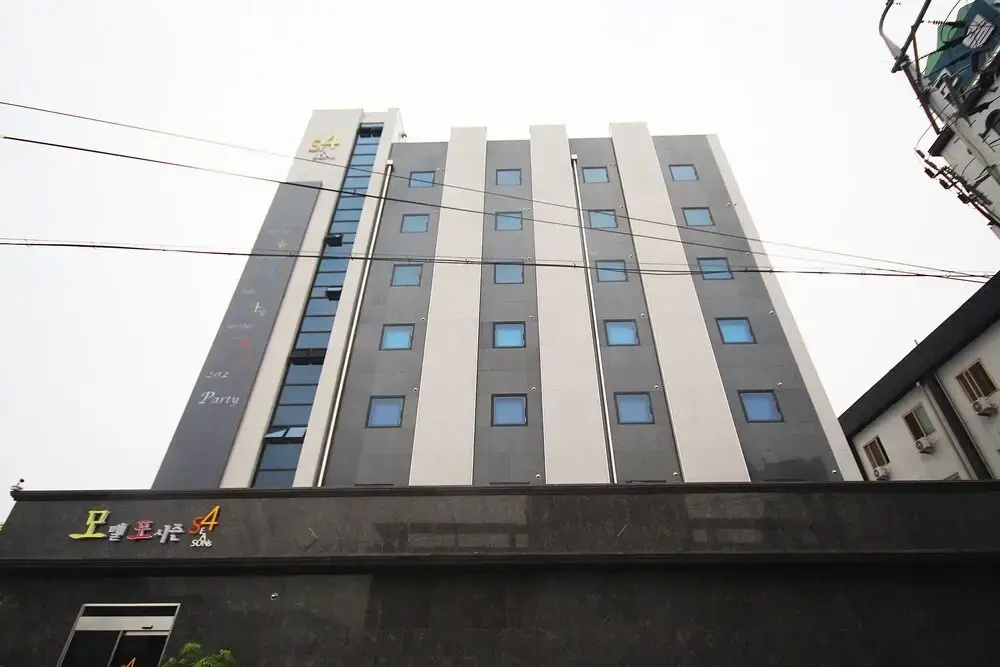 Iksan Fourseason Hotel