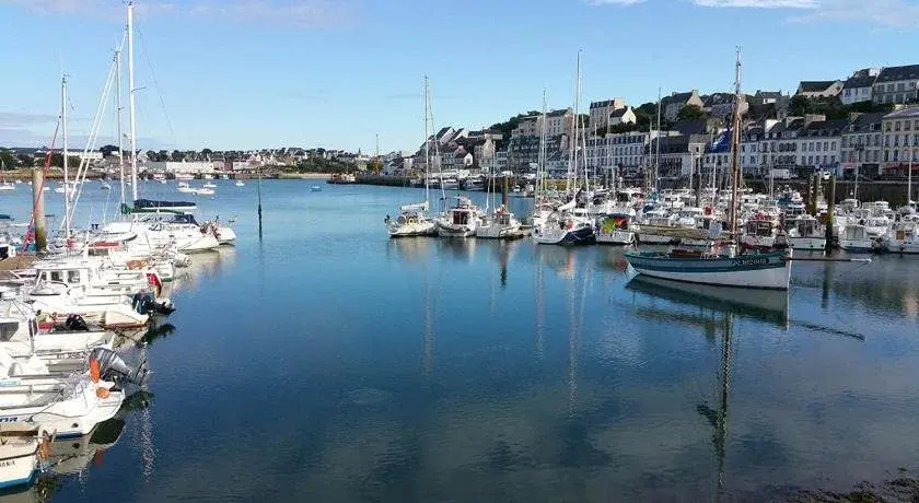 Beach & Waterfront