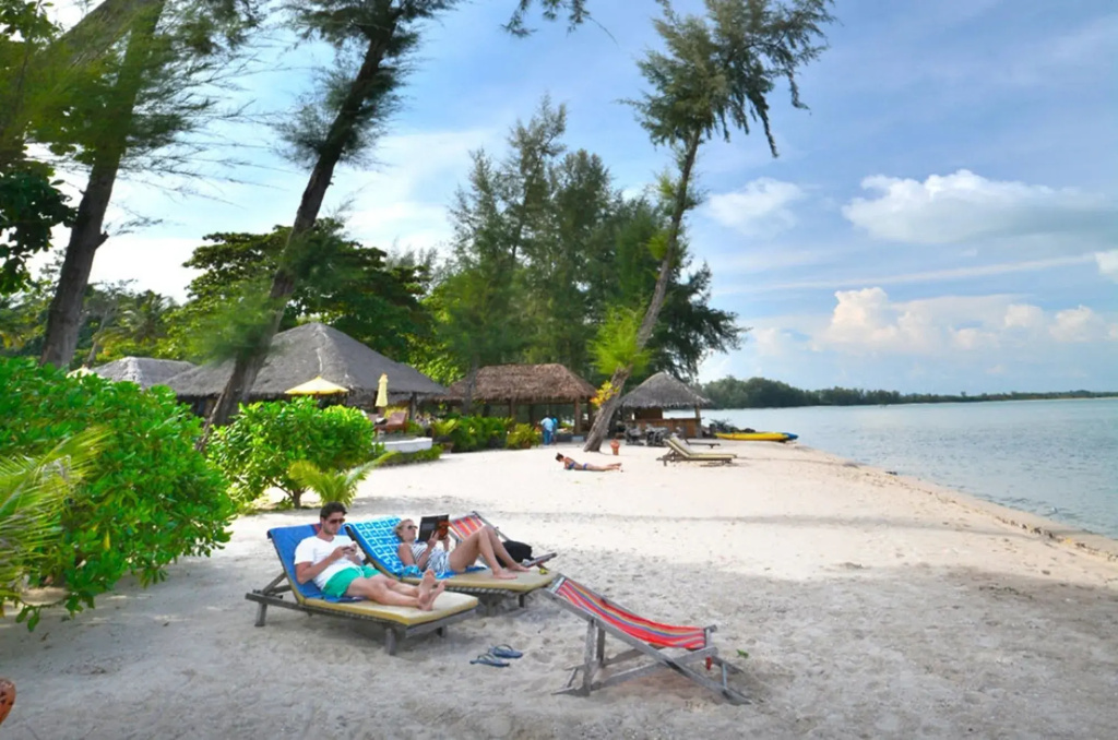 Thiw Son Beach Resort - фото 16