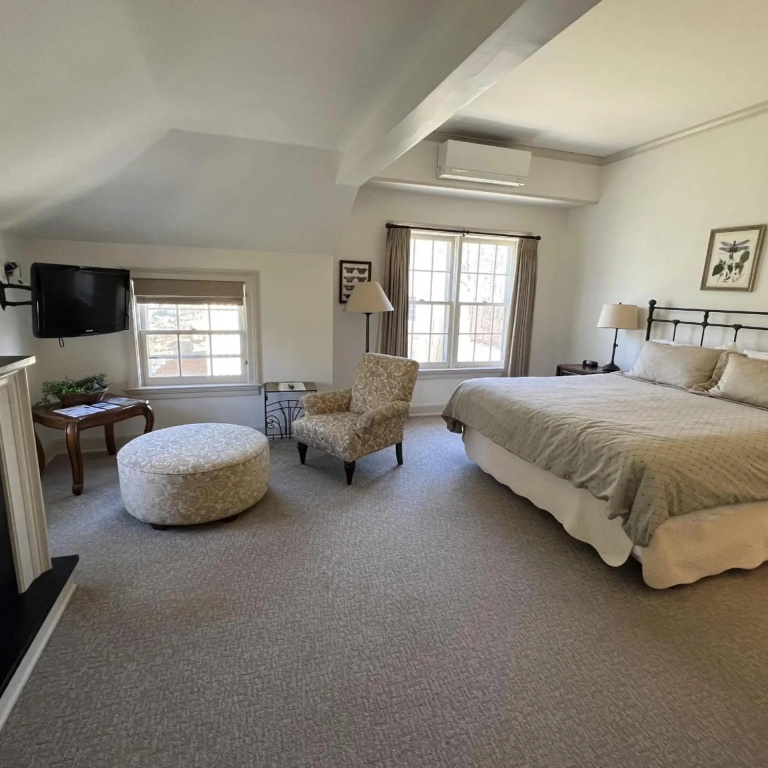 Old Lyme Inn — 4