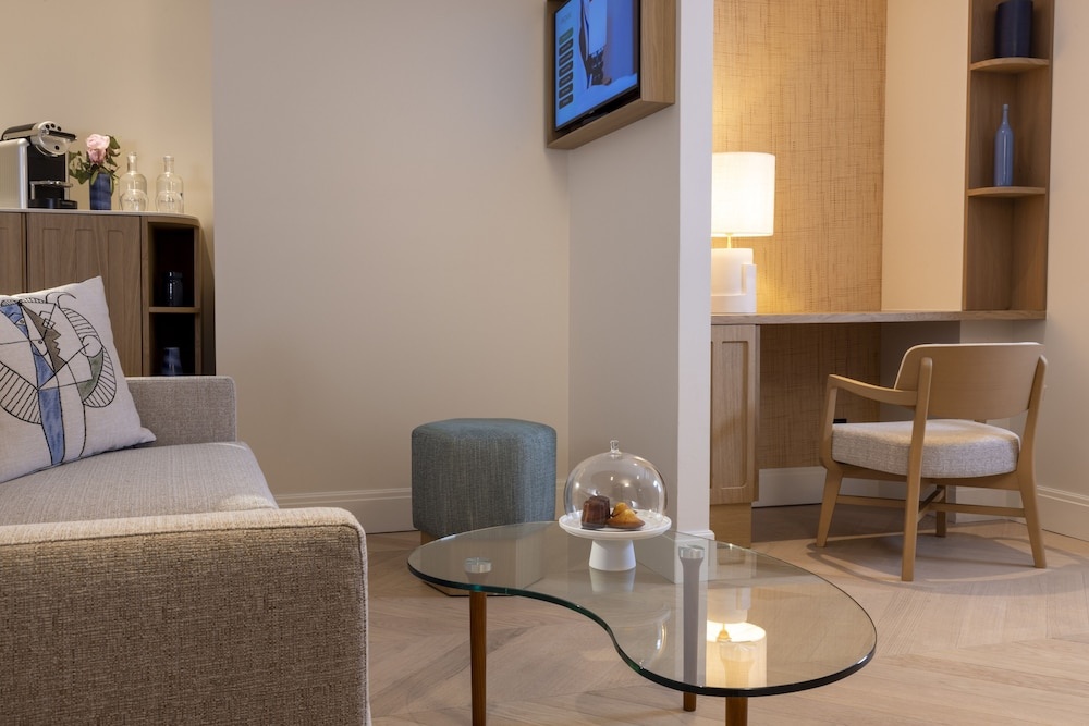 Padam Hôtel 79