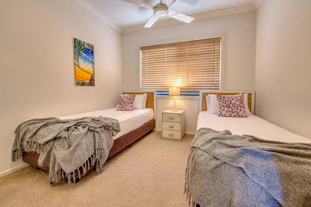 3 Bedrooms Premium Apartment with balcony and with sea view