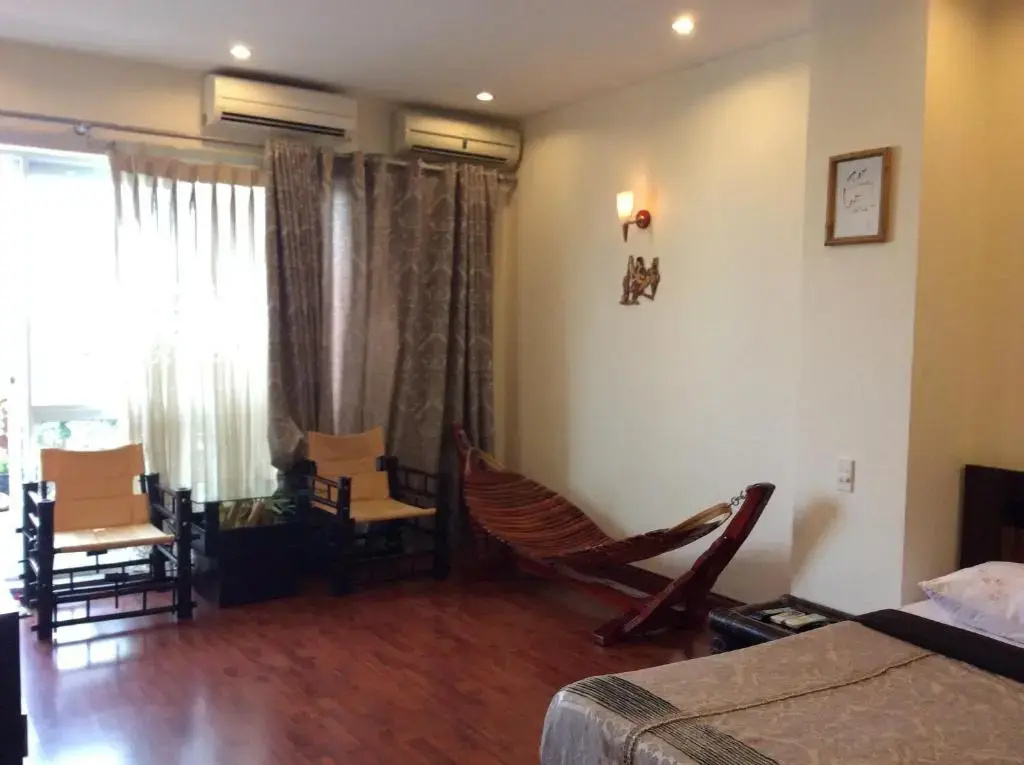 Premier Double room (full double bed)