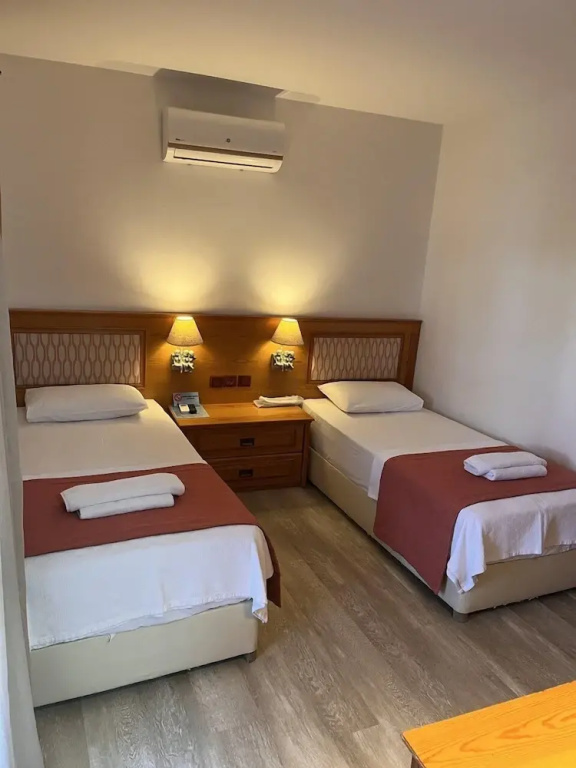 Standard Double room (twin beds)