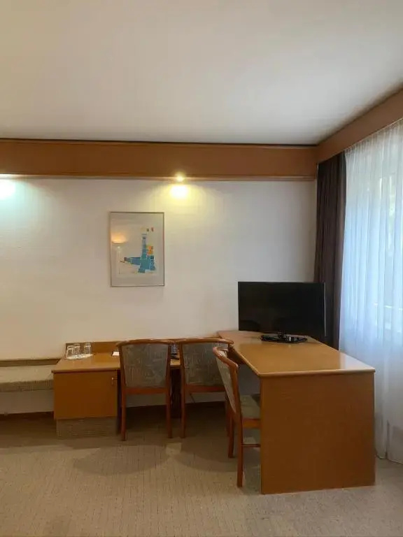 Hotel Mondial Comfort - Chambres