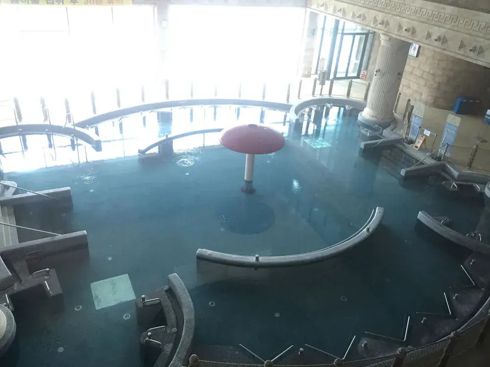 Balcony & Terrace