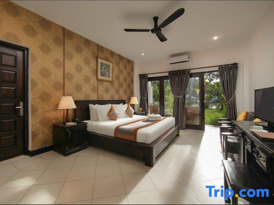 Sea Lion Beach Resort & Spa