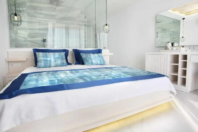 Standard room with balcony