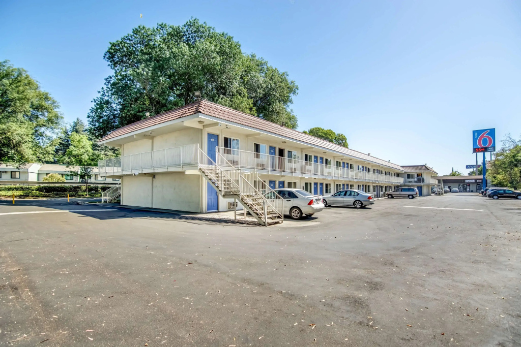 Motel 6 Stockton, CA - North - фото 16