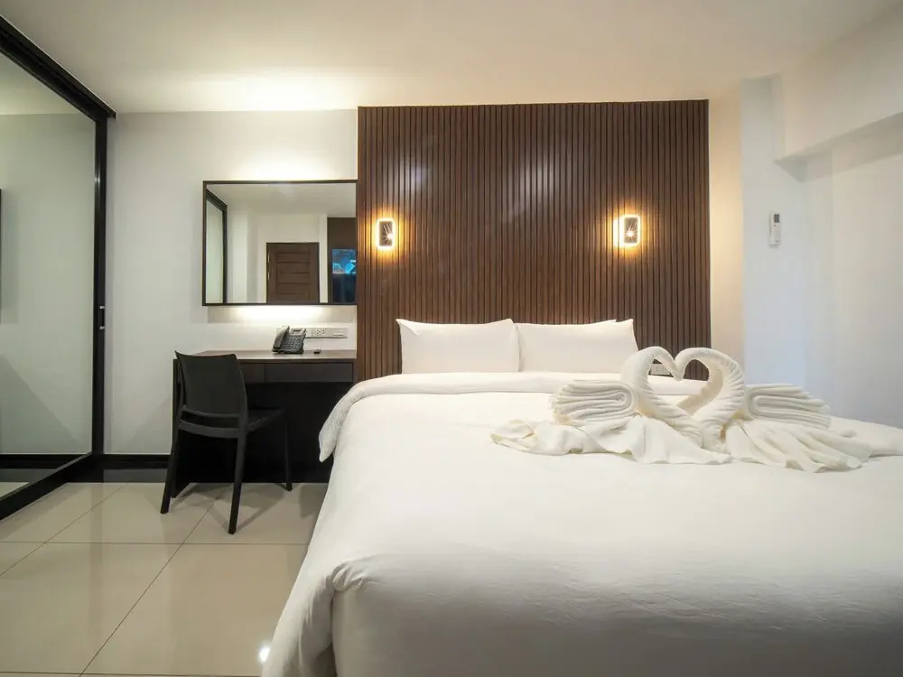 Отель Samutprakarn Hotel в Самутпракане