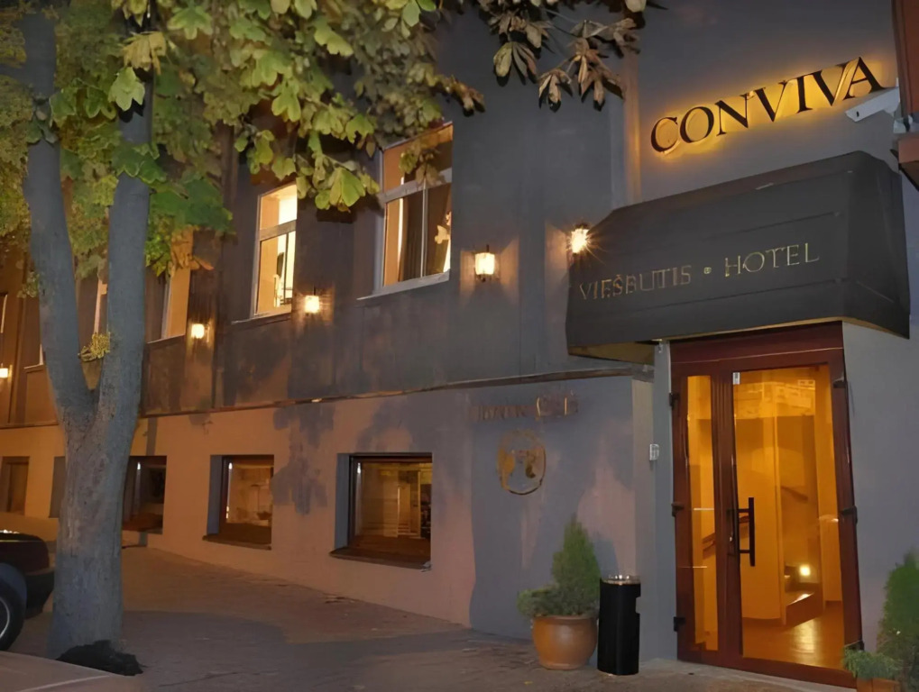 Conviva Hotel