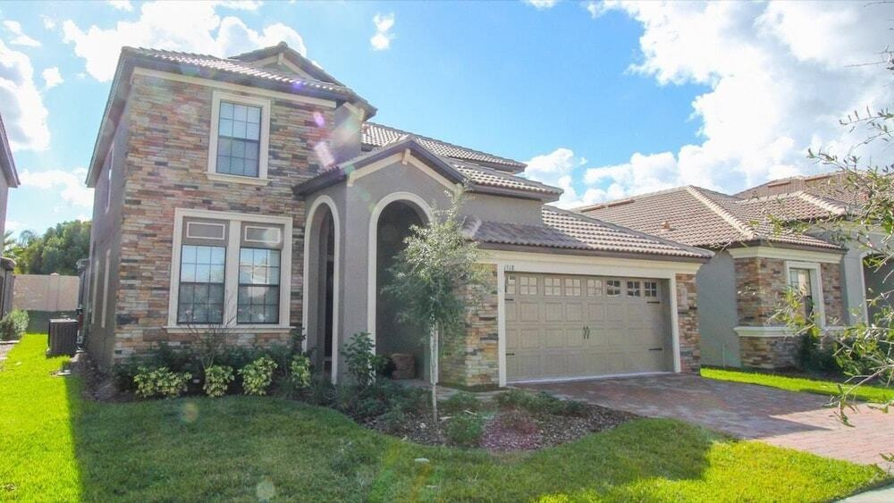 Villa 1518 Moon Valley Dr, Champions Gate