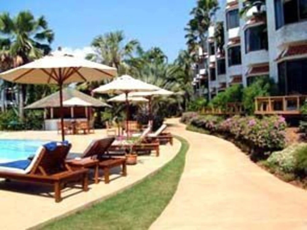 Beach & Waterfront