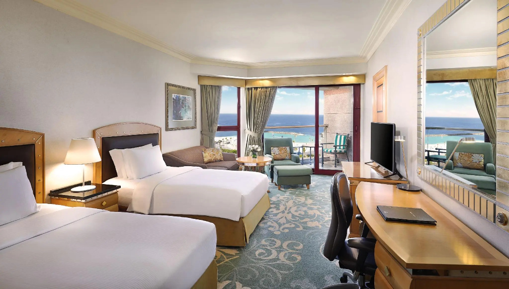 Deluxe Double room with partial sea view (twin beds)