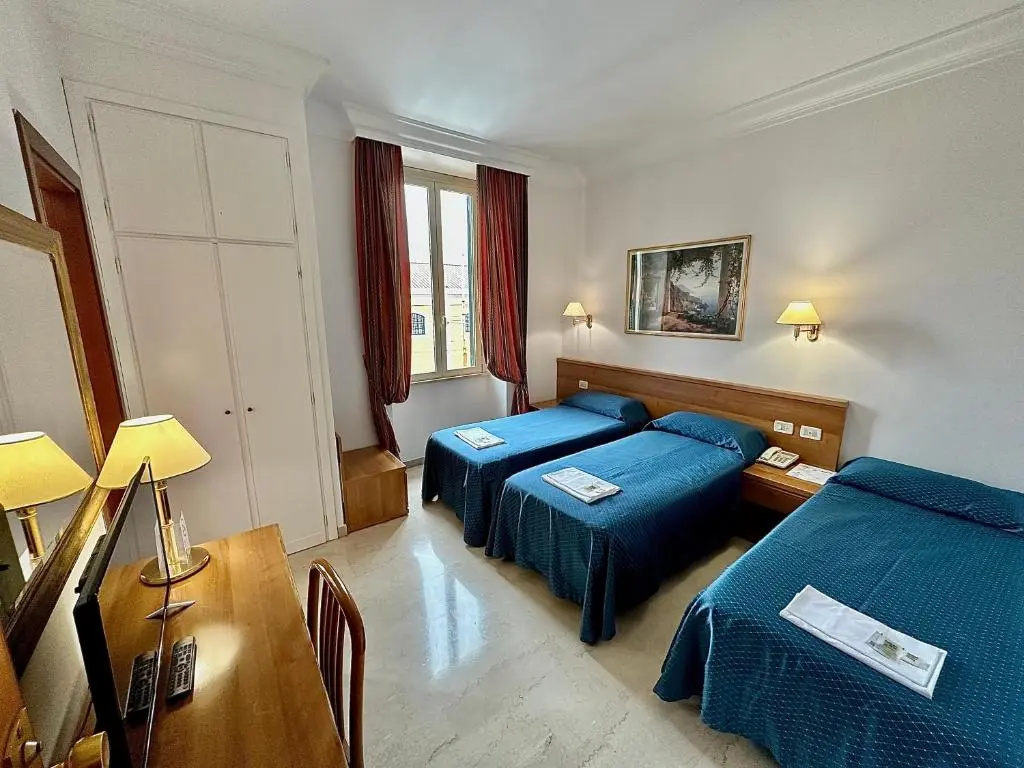 Hotel Principe Di Piemonte - Chambres
