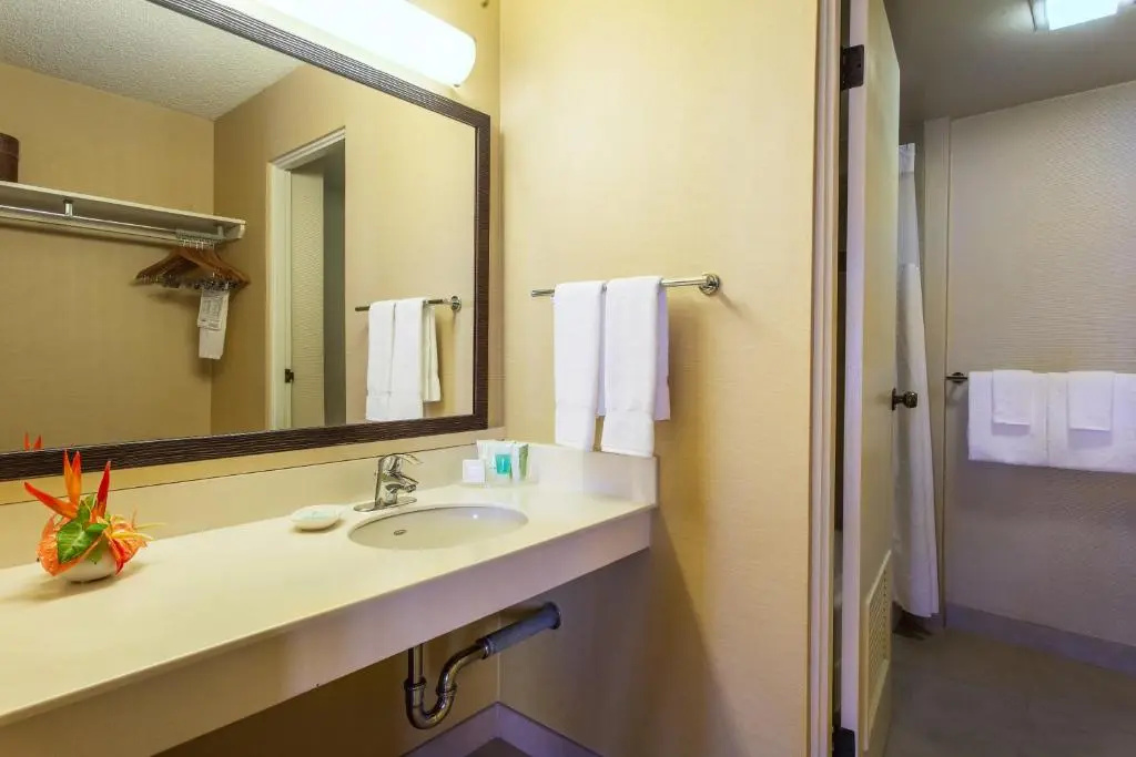Hilo Hawaiian Hotel, Trademark Collection by Wyndham - Chambres