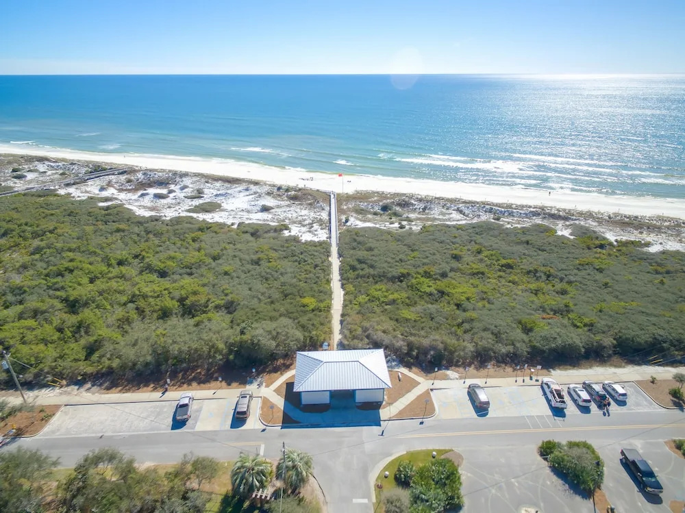 Grande Pointe Home 4 Bedrooms 2.5 Bathrooms Home