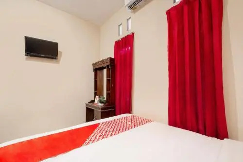 Lilik Homestay Syariah by OYO Rooms