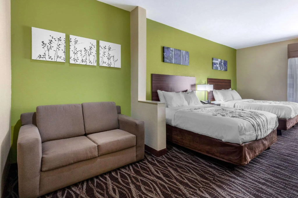 Standard Quadruple room