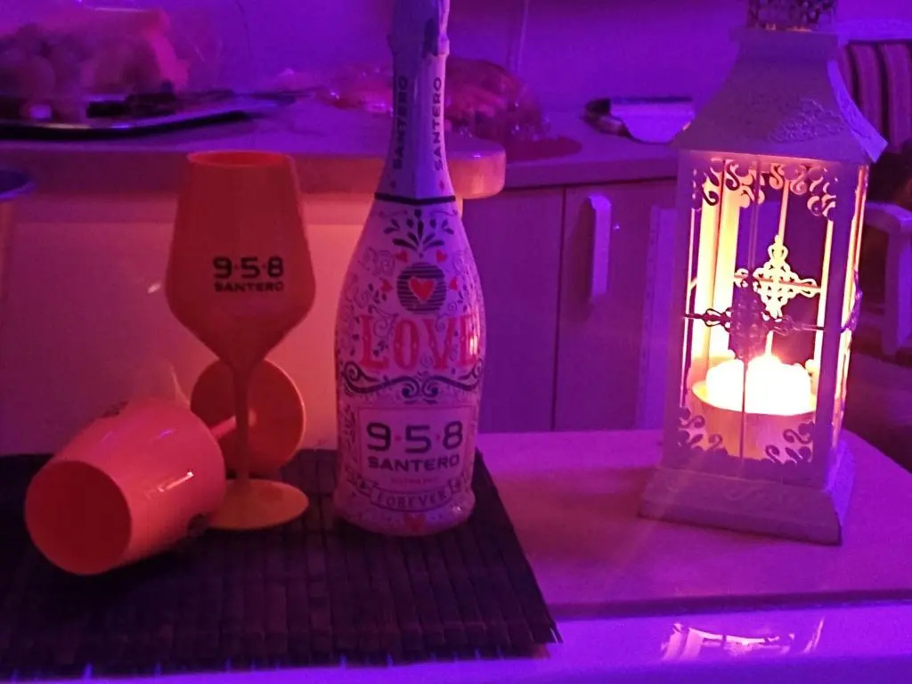 Food & Beverage