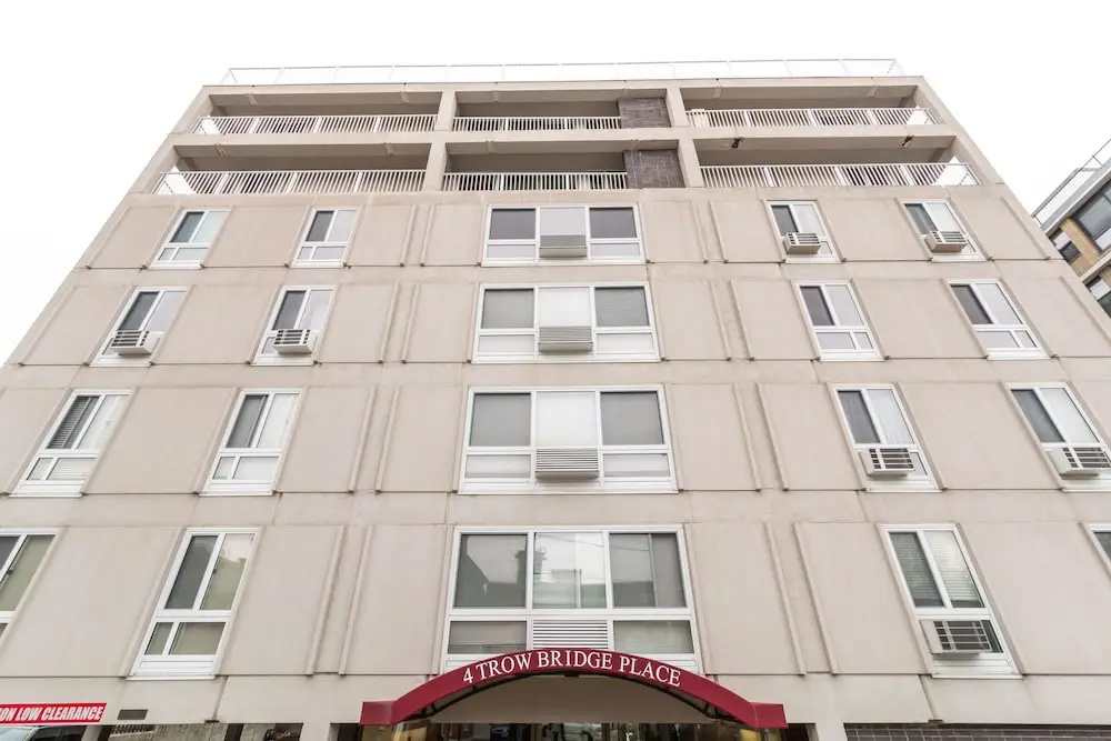 Harvard Square Apartments by Next Star