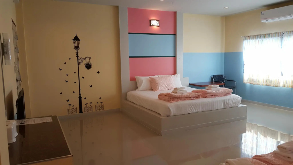Juntima Place at Amphawa - Chambres