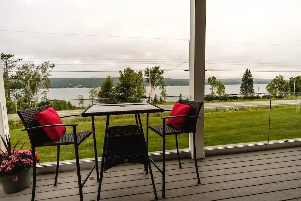 Balcony & Terrace