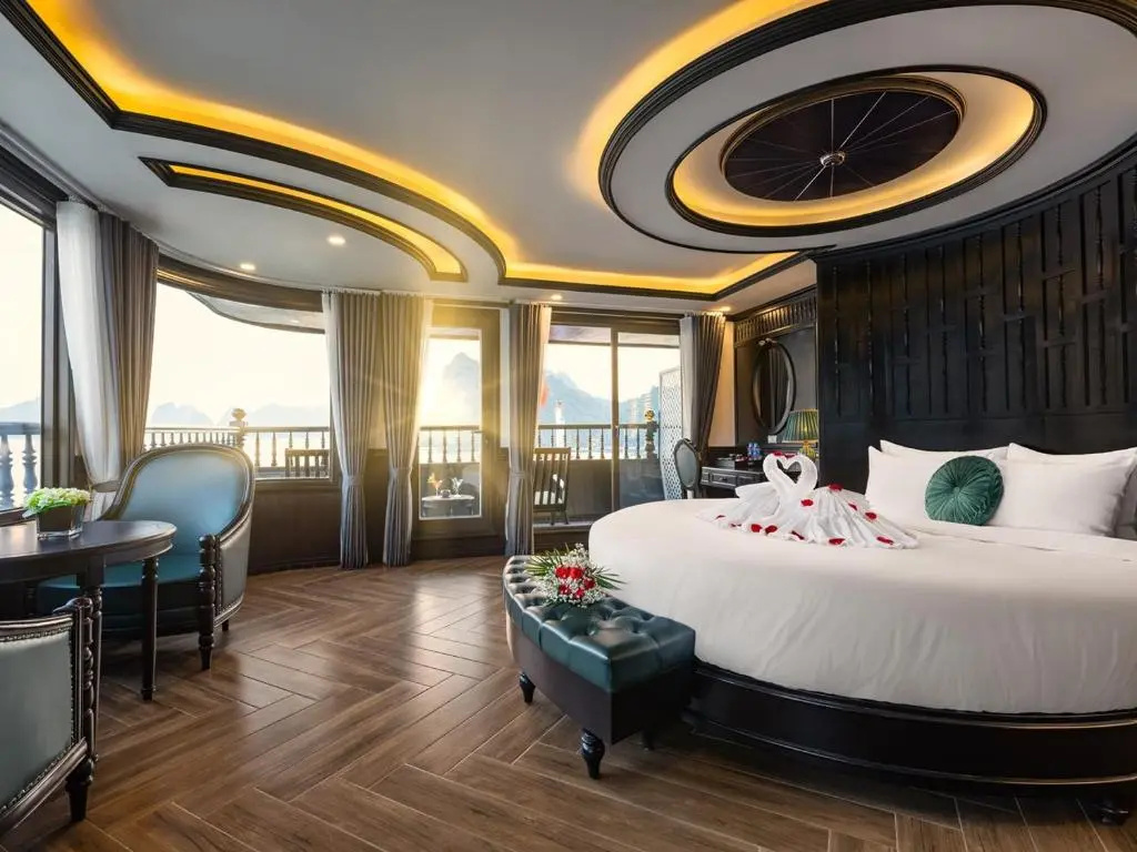 Deluxe Double Suite (full double bed)