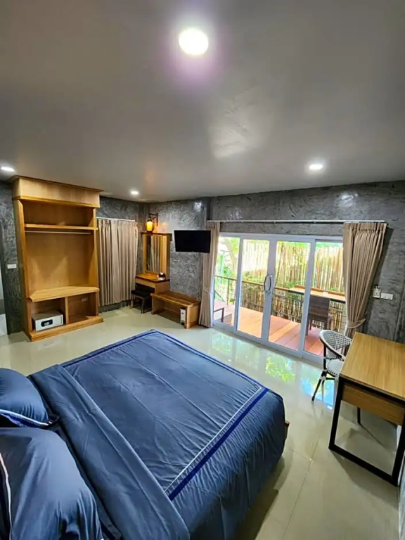 2 Bedrooms Bungalow