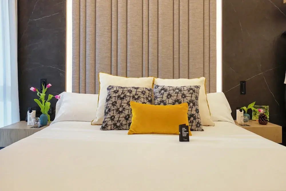 Aduana Double room (full double bed)