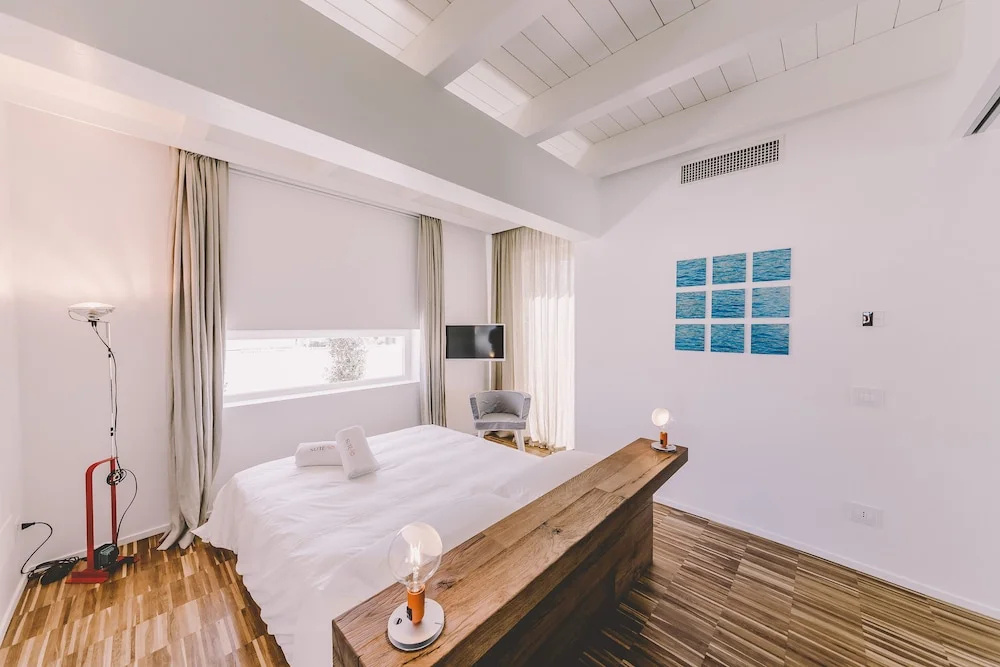 Luxury Suite