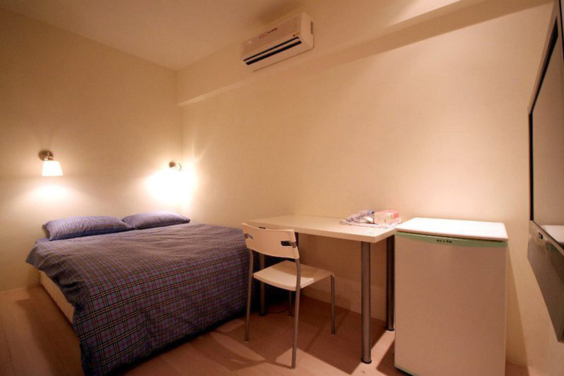 gallery_image_hidden_4